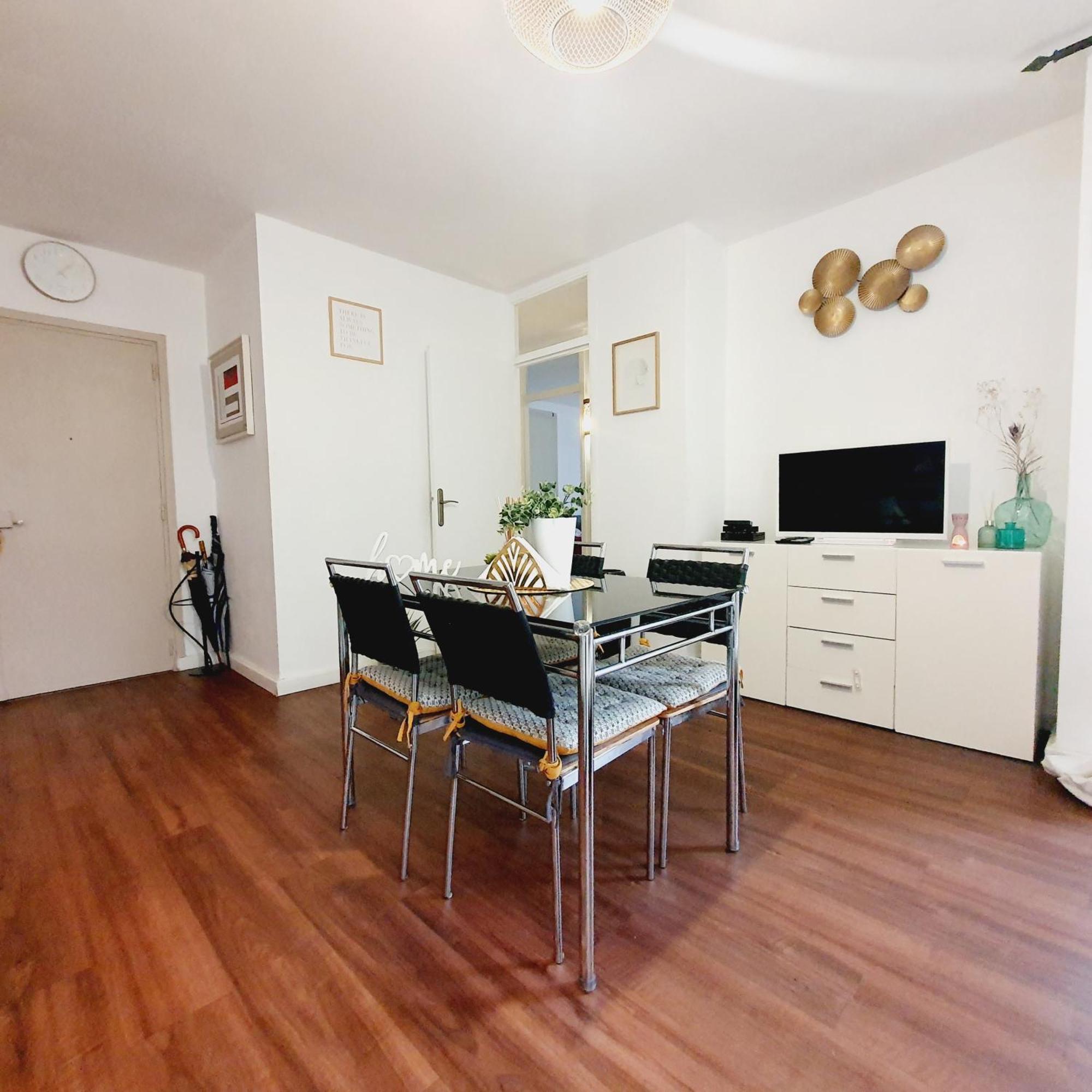 Sejour Cosy Pres De Paris T3 Cuisine Ouverte Et Bar Ris-Orangis ภายนอก รูปภาพ